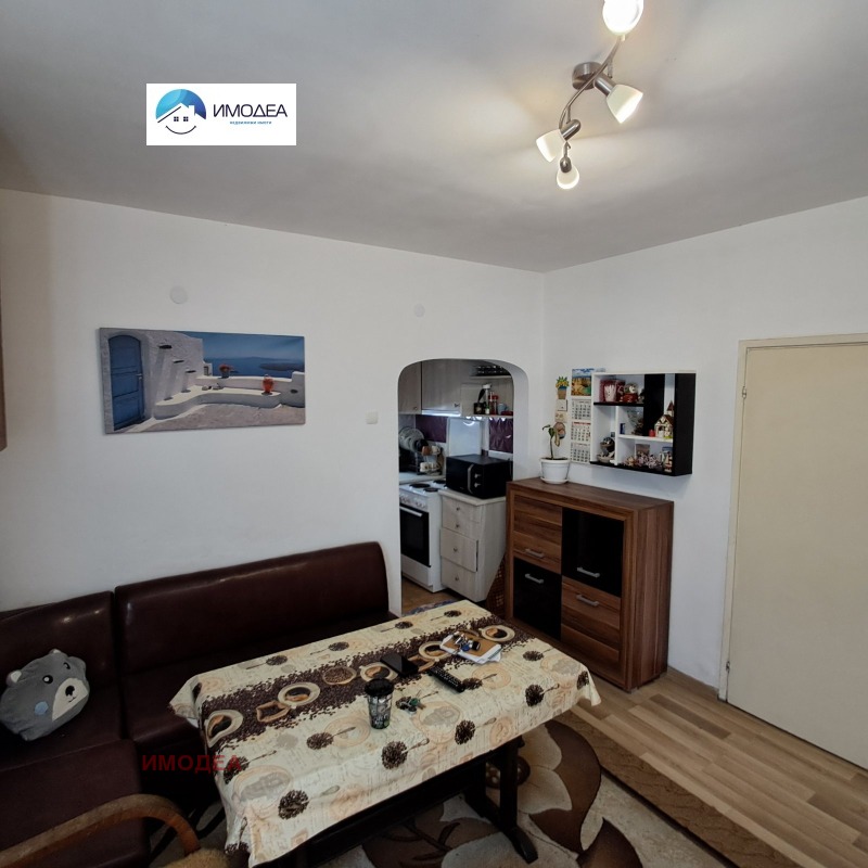 Продава 2-СТАЕН, град Габрово, Център • 110000 лв. / 56242.11 € • 36517265 1