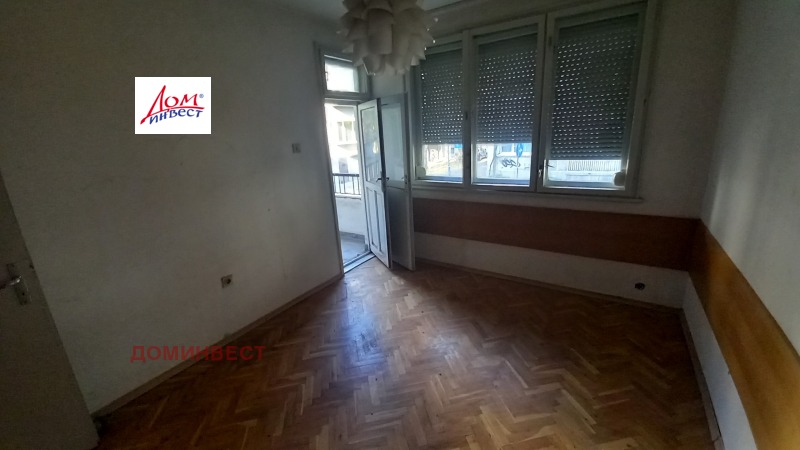 Продава МНОГОСТАЕН, гр. Пловдив, Център, снимка 7 - Апартаменти - 53059248