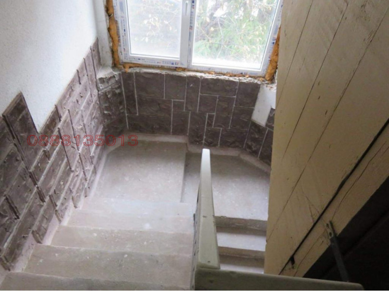 Продава КЪЩА, гр. Добринище, област Благоевград, снимка 3 - Къщи - 52785372