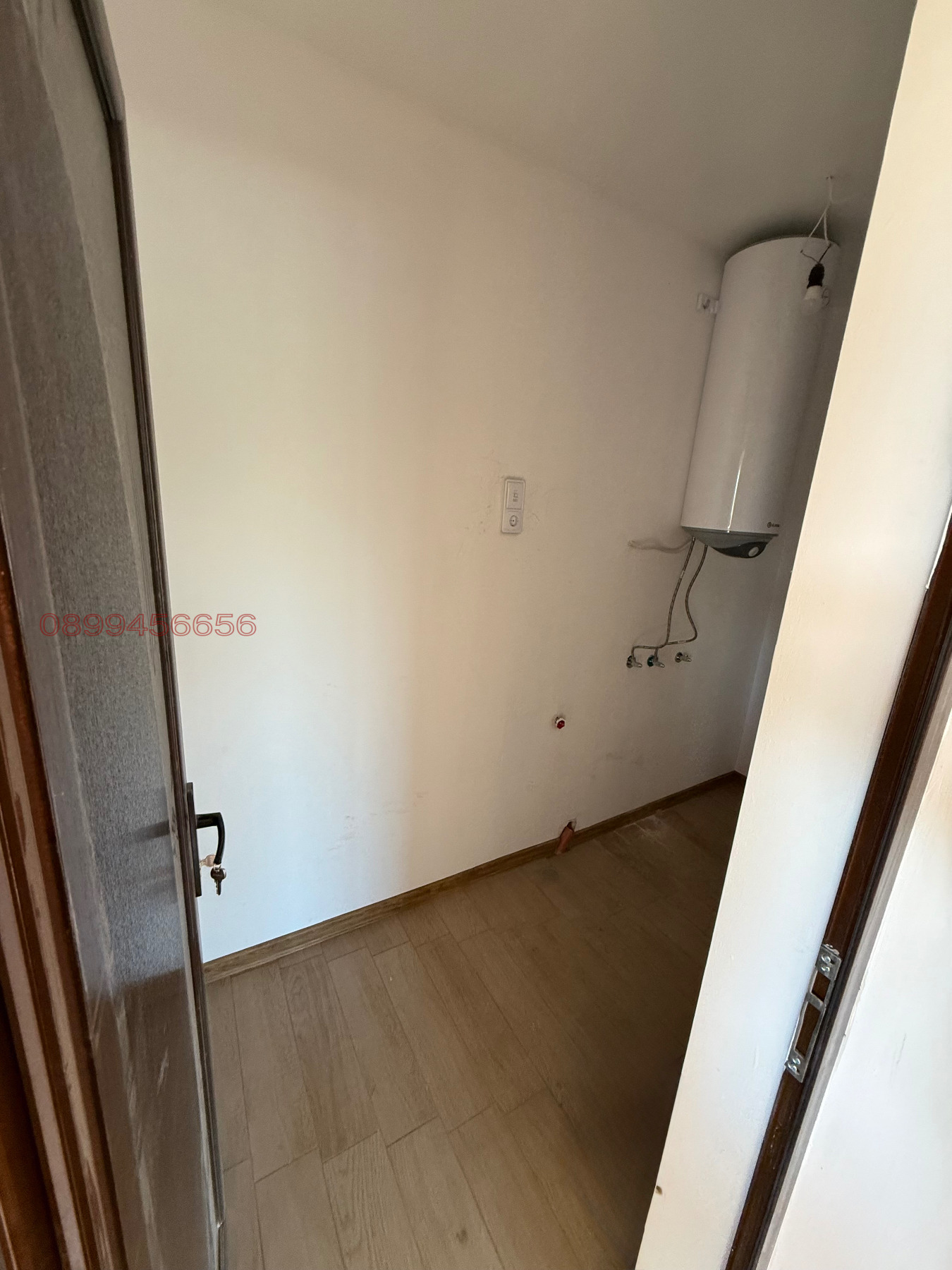 Продава КЪЩА, с. Езерец, област Добрич, снимка 9 - Къщи - 54618706