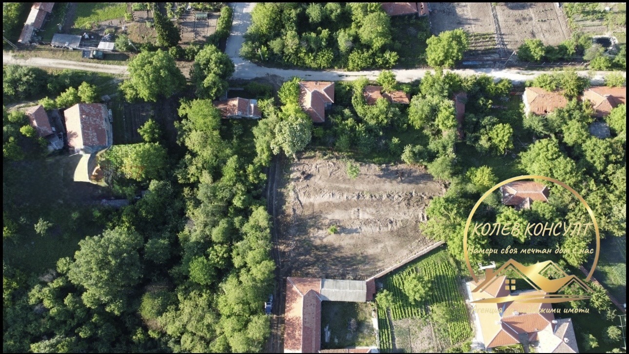 Продава ПАРЦЕЛ, гр. Първомай, област Пловдив