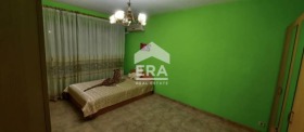 2 makuuhuonetta Dimitrovgrad, Haskovon alue 6