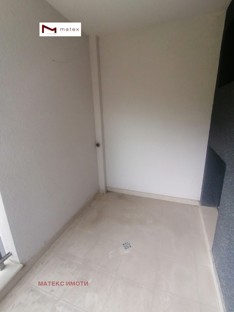 Eladó  3 hálószobás Varna , Izgrev , 104 négyzetméter | 44920485 - kép [10]