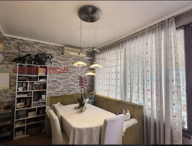 Продава ЕТАЖ ОТ КЪЩА, гр. Асеновград, област Пловдив