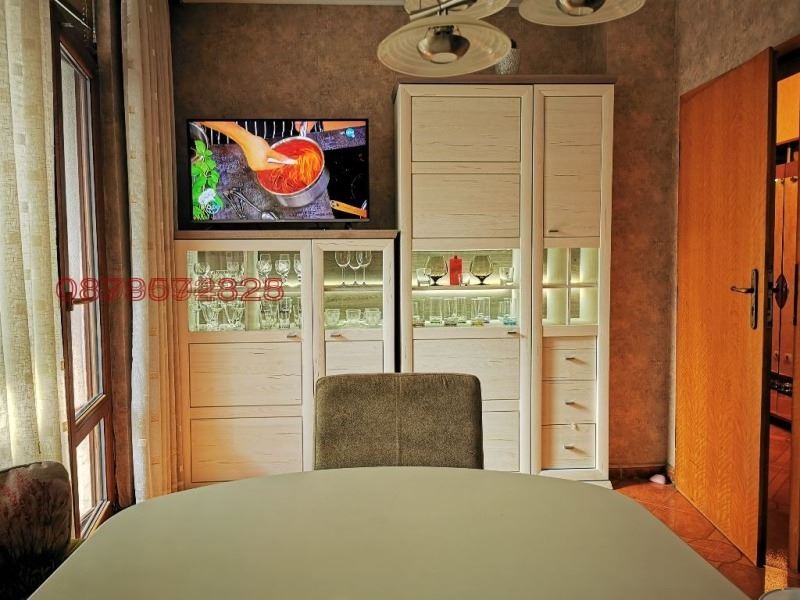 Продава ЕТАЖ ОТ КЪЩА, гр. Асеновград, област Пловдив, снимка 2 - Етаж от къща - 54159083