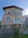 Продава ЕТАЖ ОТ КЪЩА, град София, Горна баня • 360000 € / 704098.80 лв. • 42384902 10