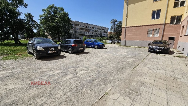 Na prodej  1 ložnice Pernik , Iztok , 73 m2 | 69219669 - obraz [17]