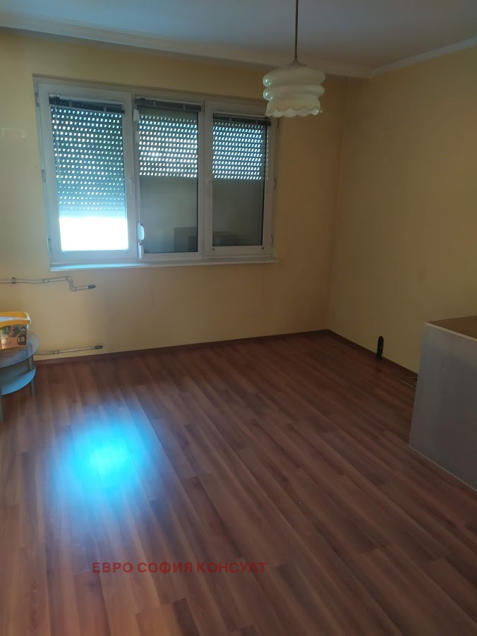 Myytävänä  1 makuuhuone Sofia , Ljulin 3 , 65 neliömetriä | 39021515 - kuva [2]