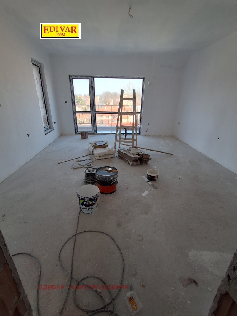 Продава 3-СТАЕН, гр. Добрич, Център, снимка 5 - Апартаменти - 43921112