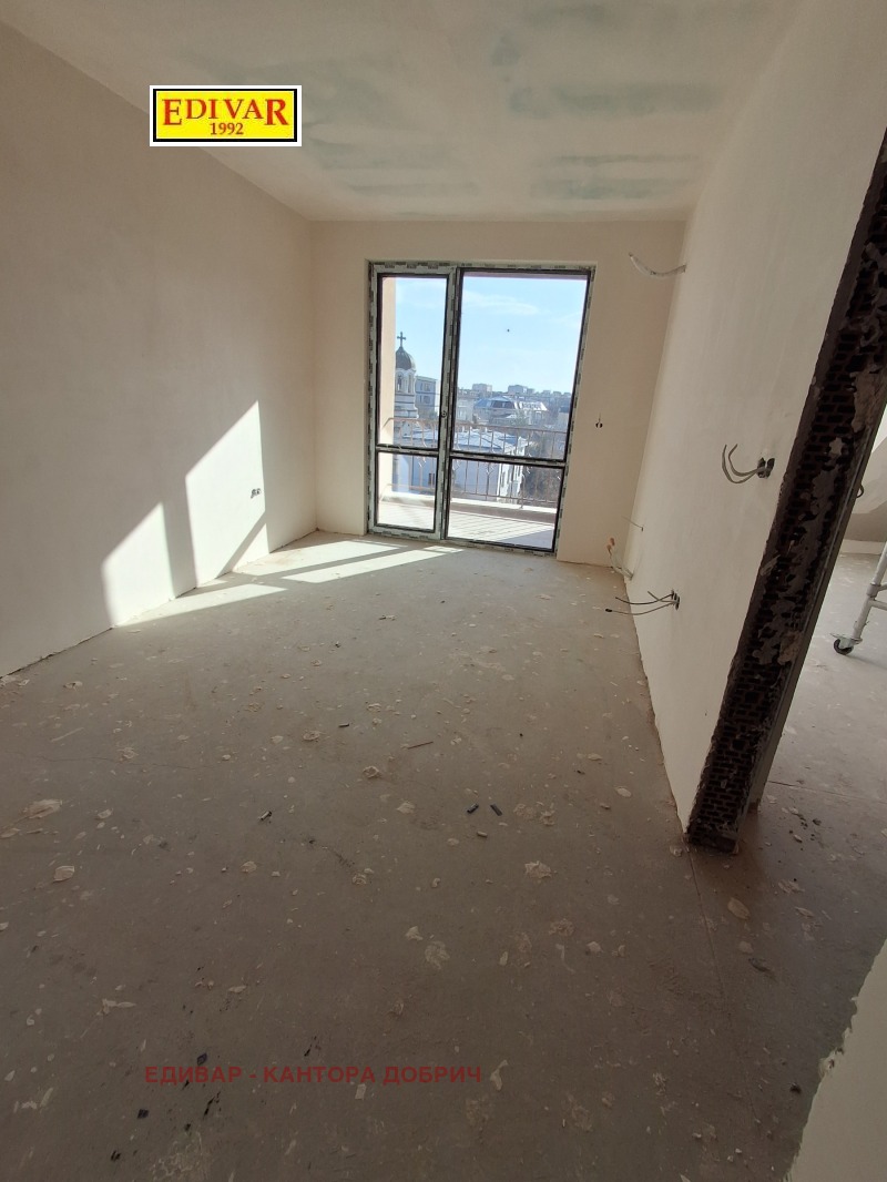 Продава 3-СТАЕН, гр. Добрич, Център, снимка 13 - Апартаменти - 43921112