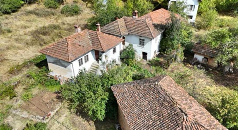 Продава КЪЩА в област София, с. Ново село - 50 кв.м / 60 000 € » 117 349.80 лв., СУПРИММО - ГЛАВЕН ОФИС