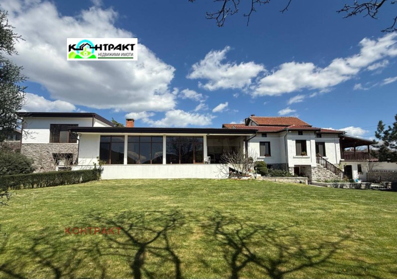 Продава КЪЩА в област Стара Загора, с. Змейово - 343 кв.м / 359 000 € » 702 142.97 лв., КОНТРАКТ