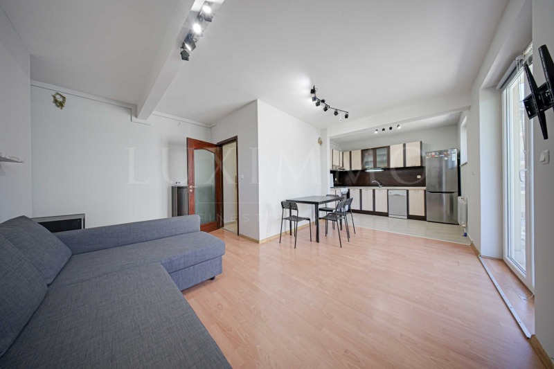 Продава  2-стаен, град София, Витоша •  180 000 EUR • ID 94636631 — holmes.bg - [1] 