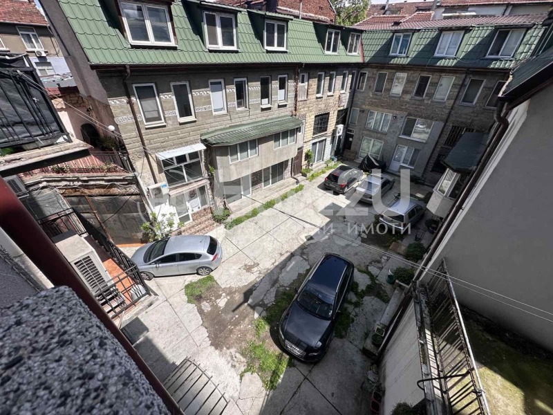 De vânzare  2 dormitoare Sofia , Țentâr , 103 mp | 52768776 - imagine [7]