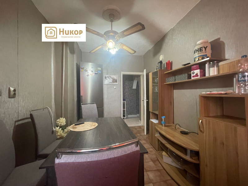 Продава 3-СТАЕН, гр. Раднево, област Стара Загора, снимка 5 - Апартаменти - 53001821