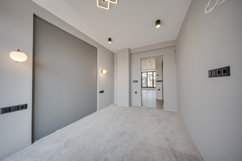 In vendita  3 camere da letto Sofia , Tsentar , 300 mq | 43208373 - Immagine [13]