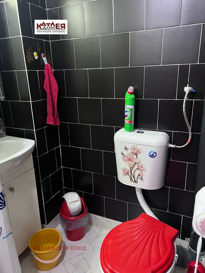 Продава ЕТАЖ ОТ КЪЩА, гр. Враца, Център, снимка 7 - Етаж от къща - 53068889