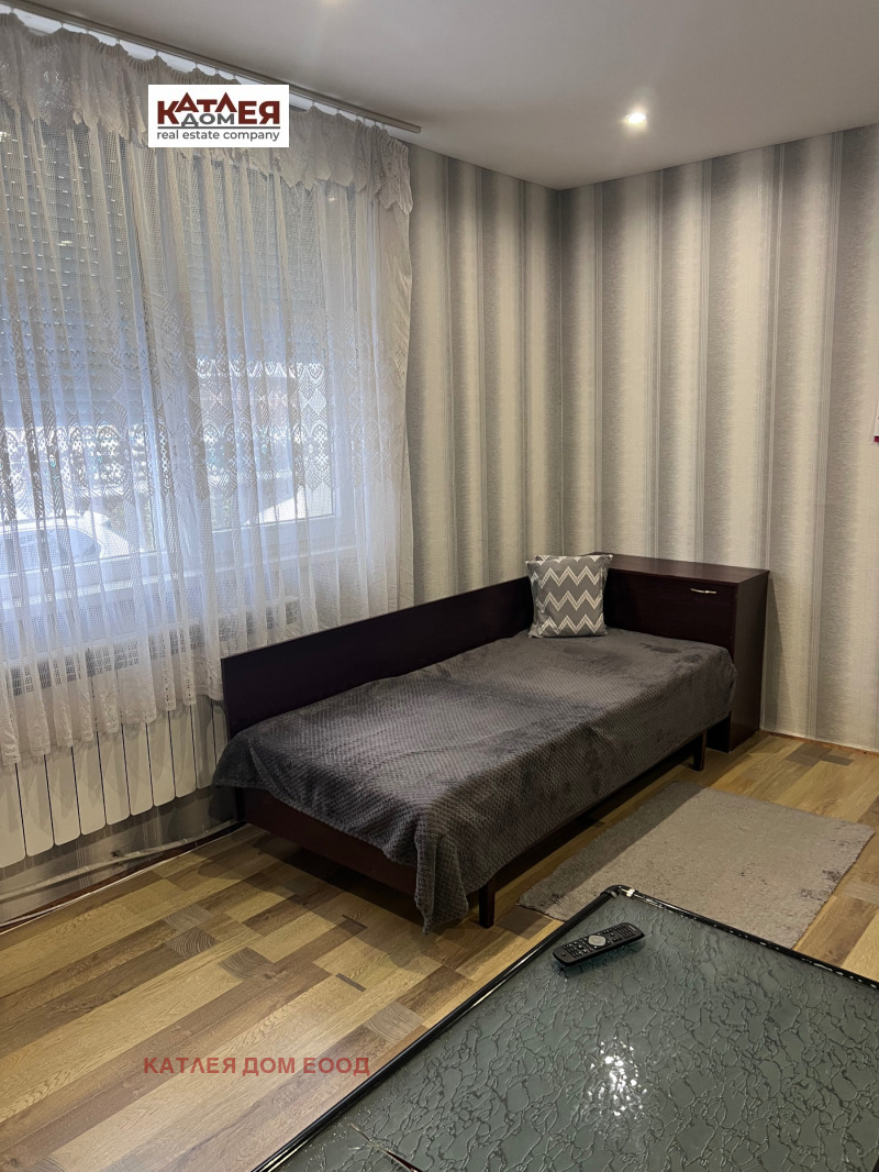 Продава ЕТАЖ ОТ КЪЩА, гр. Враца, Център, снимка 6 - Етаж от къща - 53068889