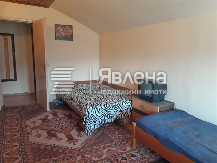 Продава КЪЩА, с. Малки Воден, област Хасково, снимка 11 - Къщи - 47381569