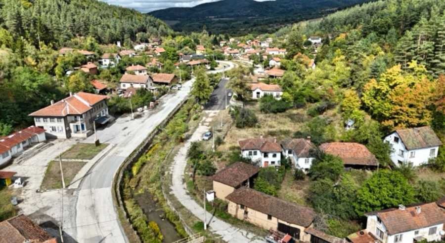 Продава КЪЩА, с. Ново село, област София област, снимка 16 - Къщи - 53862725