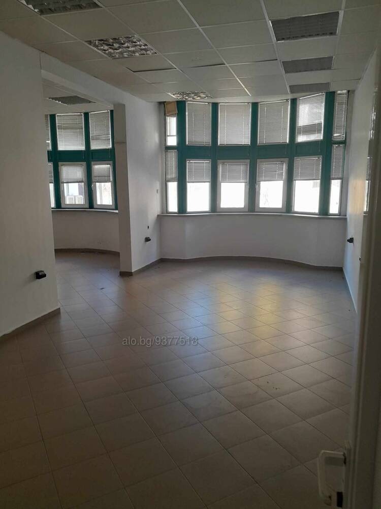 Til salg  Butik Kardzhali , Vazrozhdentsi , 130 kvm | 48953592