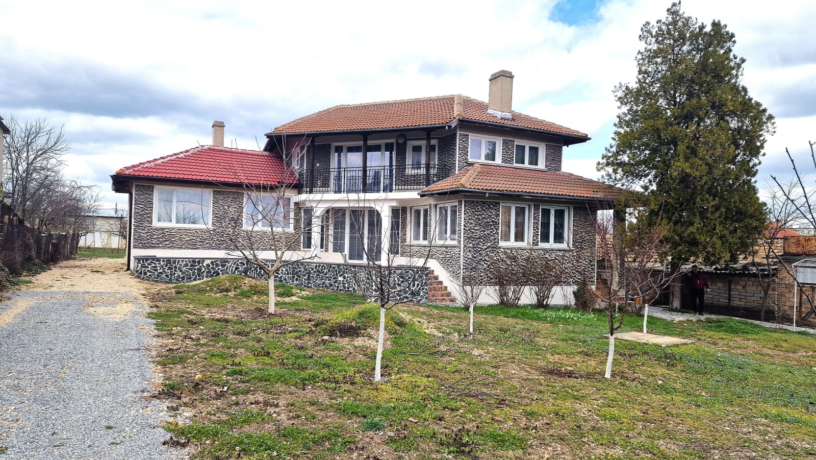 Продава КЪЩА, гр. Вълчи дол, област Варна, снимка 2 - Къщи - 53899622