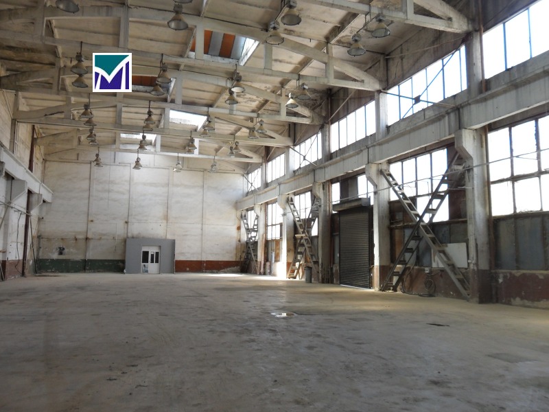 Продава ПРОМ. ПОМЕЩЕНИЕ в град Враца, Промишлена зона - 871 кв.м / 265 871 € » 519 998.48 лв., МОНОГРАМ-ИНДУСТРИАЛНИ И ЛОГИСТИЧНИ ИМОТИ