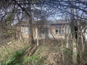 Продажба на имоти в гр. Суворово, област Варна - изображение 2 