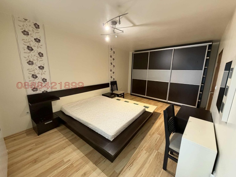 Продава 3-СТАЕН, гр. Добрич, Център, снимка 7 - Апартаменти - 52782817