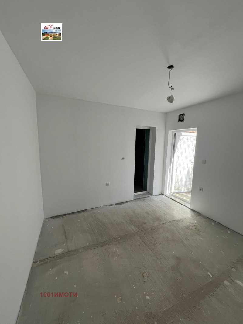 Продава  Къща град Добрич , Кралска зона , 41 кв.м | 12229532 - изображение [13]