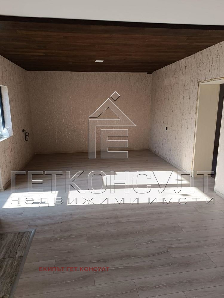 Продава КЪЩА, с. Долище, област Варна, снимка 2 - Къщи - 53118982