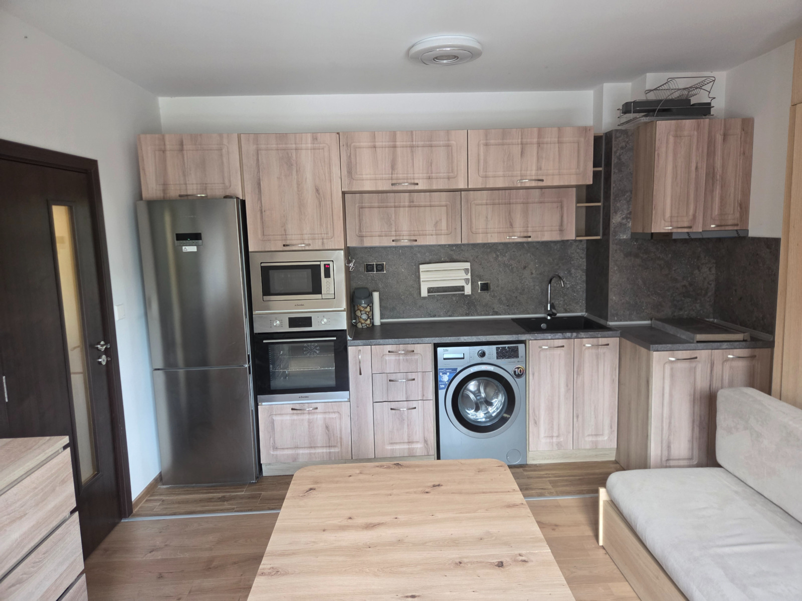 Продава 1-СТАЕН, гр. Варна, Възраждане 3