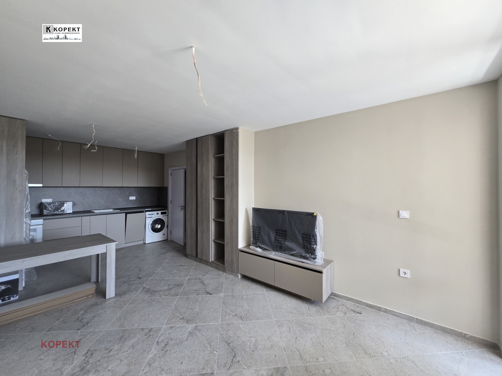 Продава 2-СТАЕН, гр. Плевен, 9-ти квартал, снимка 3 - Апартаменти - 55279700