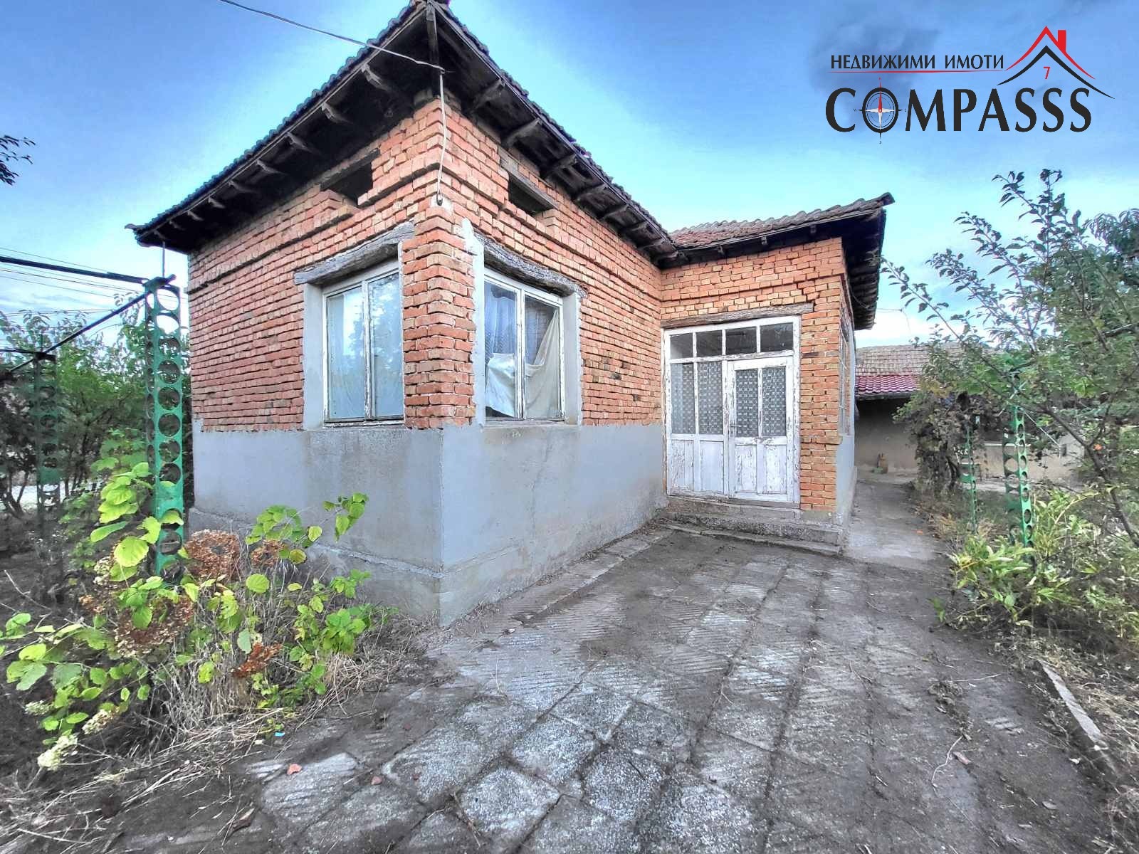 Продава КЪЩА, с. Пчеларово, област Добрич