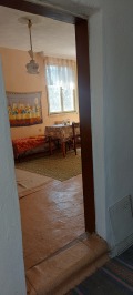 Продава КЪЩА, с. Опан, област Стара Загора, снимка 7