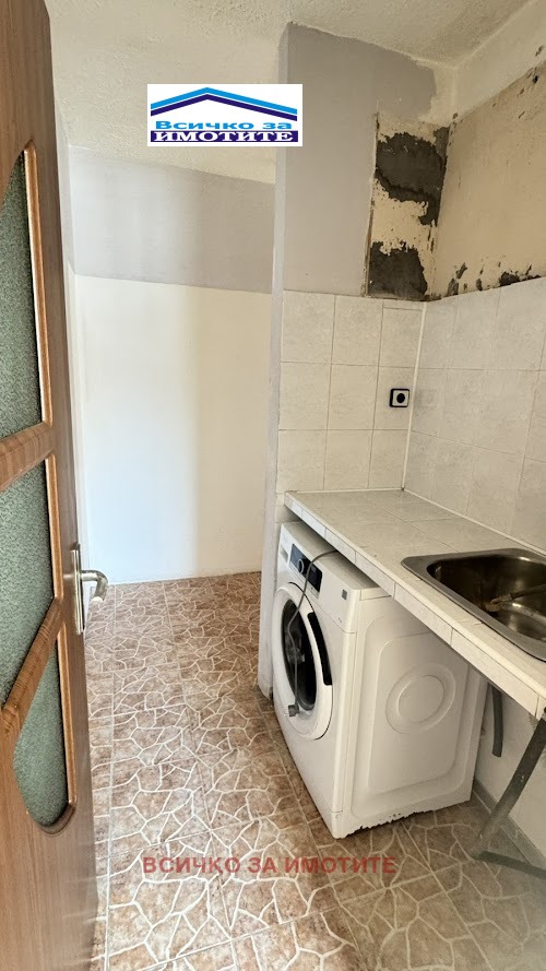 Продава 1-СТАЕН, гр. Русе, Родина 2, снимка 3 - Апартаменти - 53590523