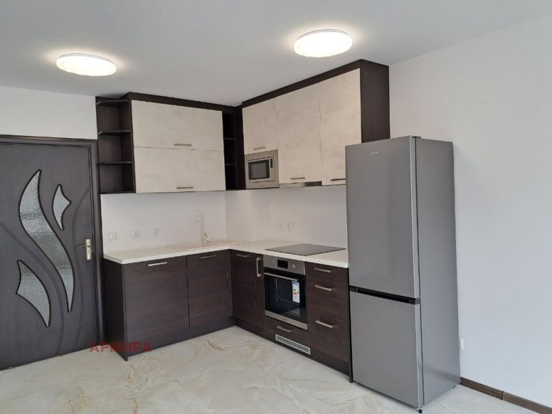 En venta  1 dormitorio Sofia , Tsentar , 75 metros cuadrados | 43216771