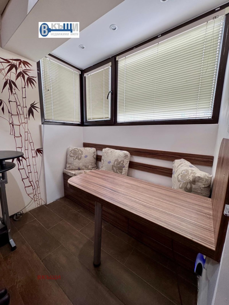 Продава  3-стаен град Велико Търново , Колю Фичето , 65 кв.м | 33136982 - изображение [8]