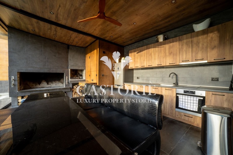 Продава КЪЩА, гр. Априлци, област Ловеч, снимка 15 - Къщи - 52924912