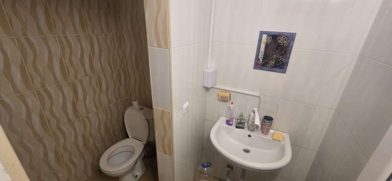 Продава МАГАЗИН, гр. Шумен, Пазара, снимка 4 - Магазини - 52211396