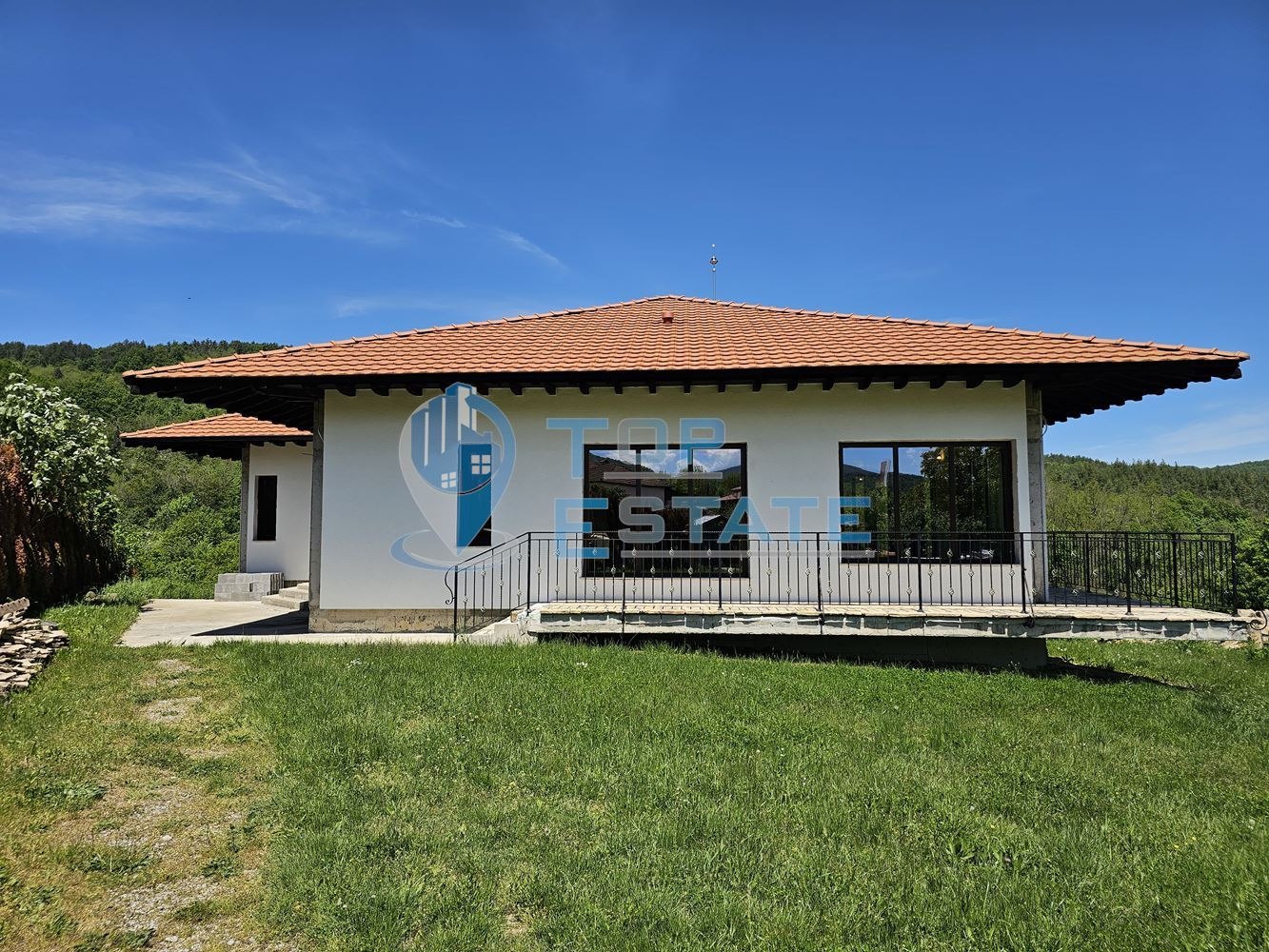 Продава КЪЩА, с. Средни колиби, област Велико Търново, снимка 3 - Къщи - 54694487