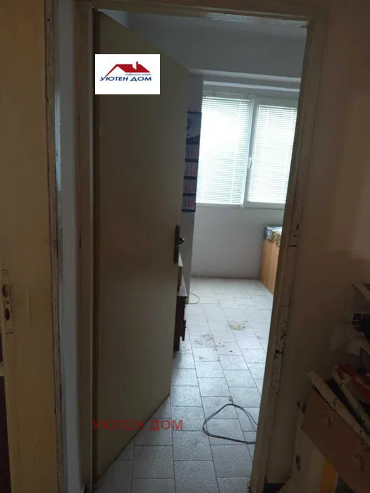 Продава 2-СТАЕН, гр. Шумен, Боян Българанов 1, снимка 5 - Апартаменти - 52536315