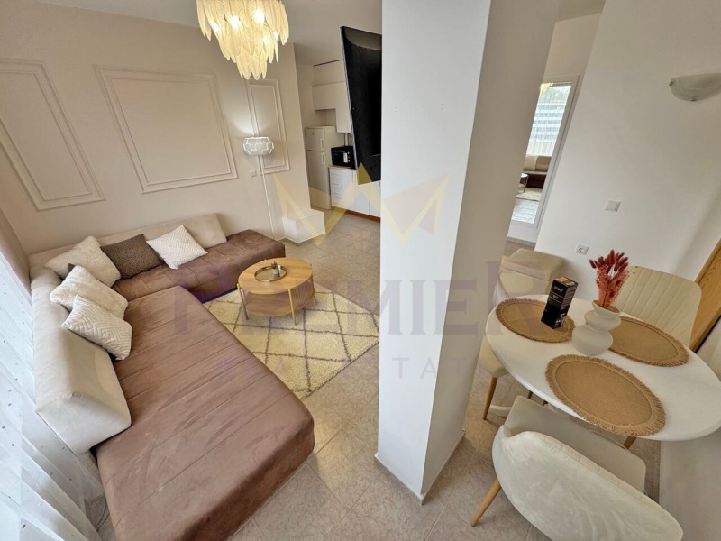 Na prodej  2 ložnice oblast Burgas , k.k. Slančev brjag , 83 m2 | 71889951