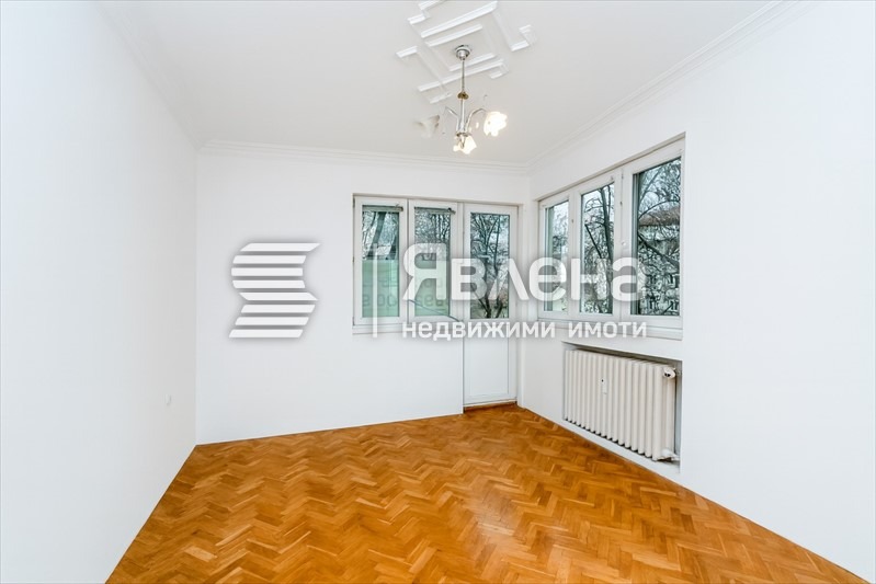 Продава 3-СТАЕН, гр. София, Център, снимка 4 - Апартаменти - 53091932