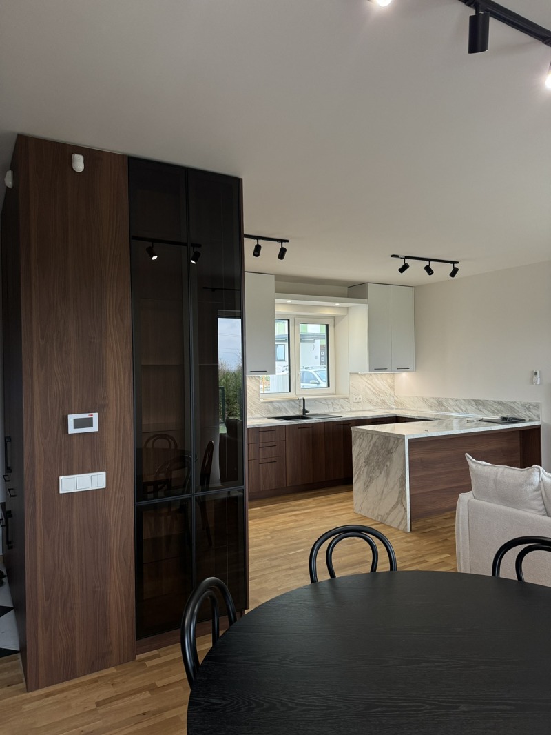 Продава КЪЩА, гр. София, с. Герман, снимка 6 - Къщи - 52288688