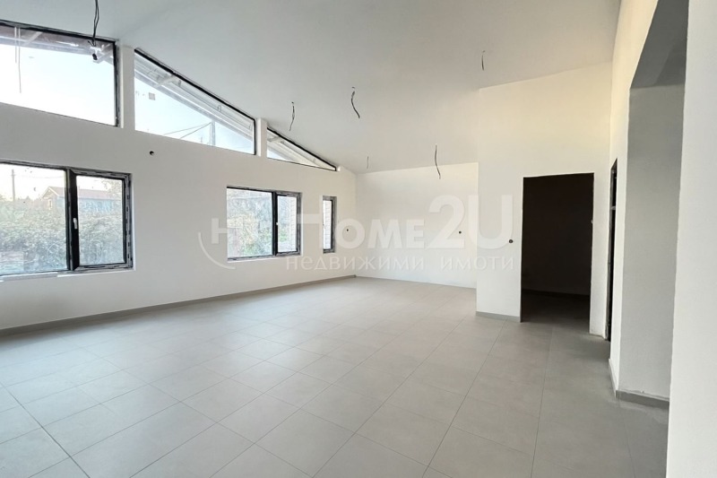 Продава КЪЩА, гр. Варна, м-т Добрева чешма, снимка 2 - Къщи - 52770203