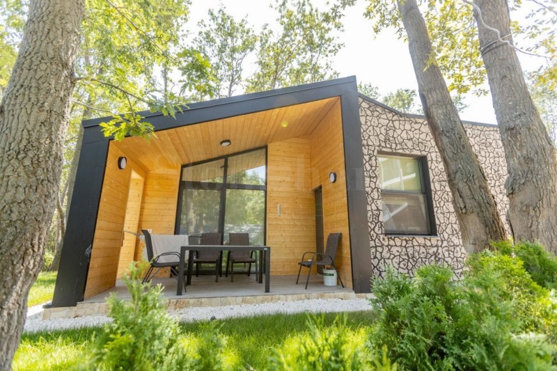 Продава КЪЩА, гр. Варна, м-т Ален мак