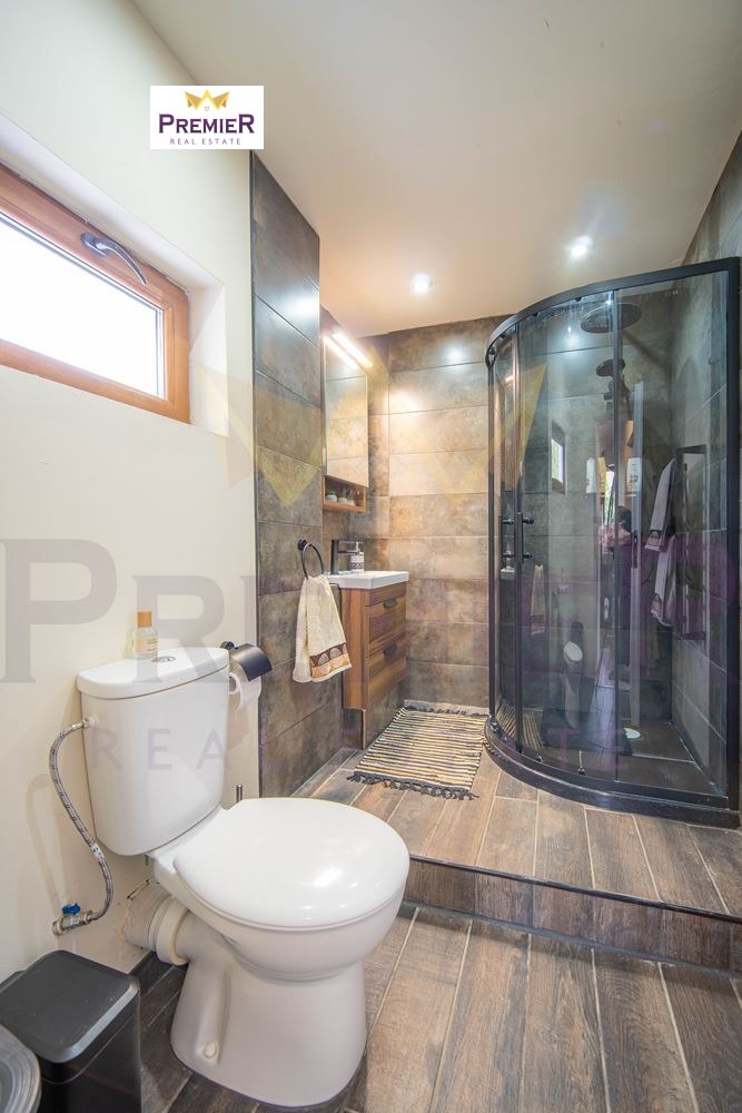 Продава КЪЩА, гр. Балчик, област Добрич, снимка 14 - Къщи - 56460088