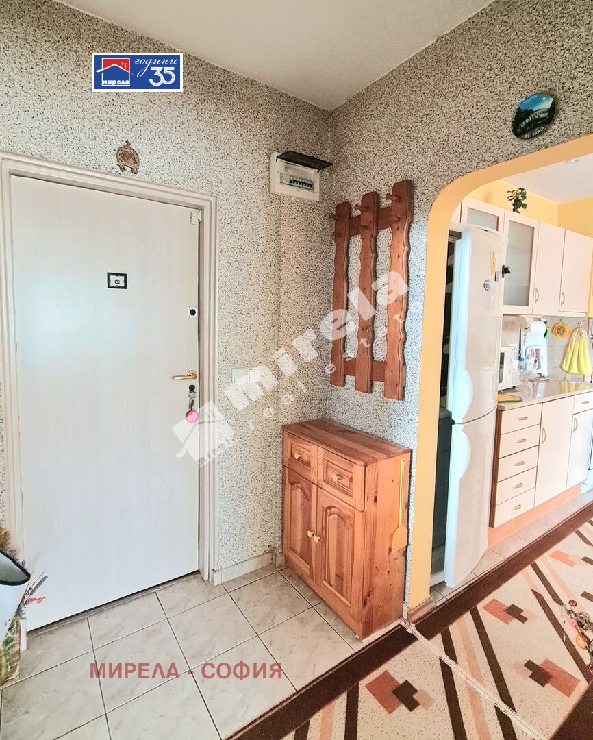 Продава 2-СТАЕН, гр. София, Люлин 6, снимка 10 - Апартаменти - 53984750