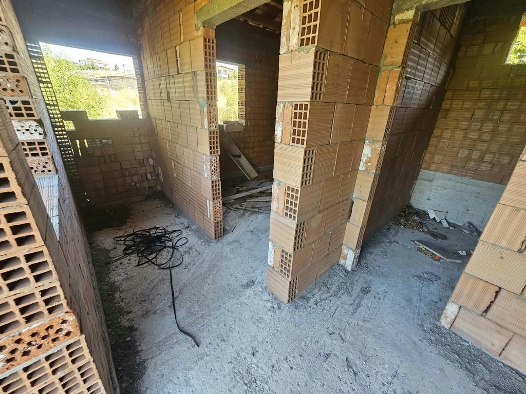 Продава ВИЛА, с. Брош, област Кърджали, снимка 11 - Вили - 54952774